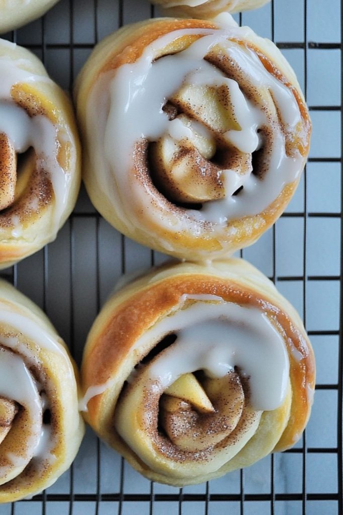 43.Rollos De Canela Y Manzana 3