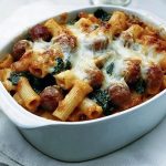Rigatoni Al Horno Con Salchichas
