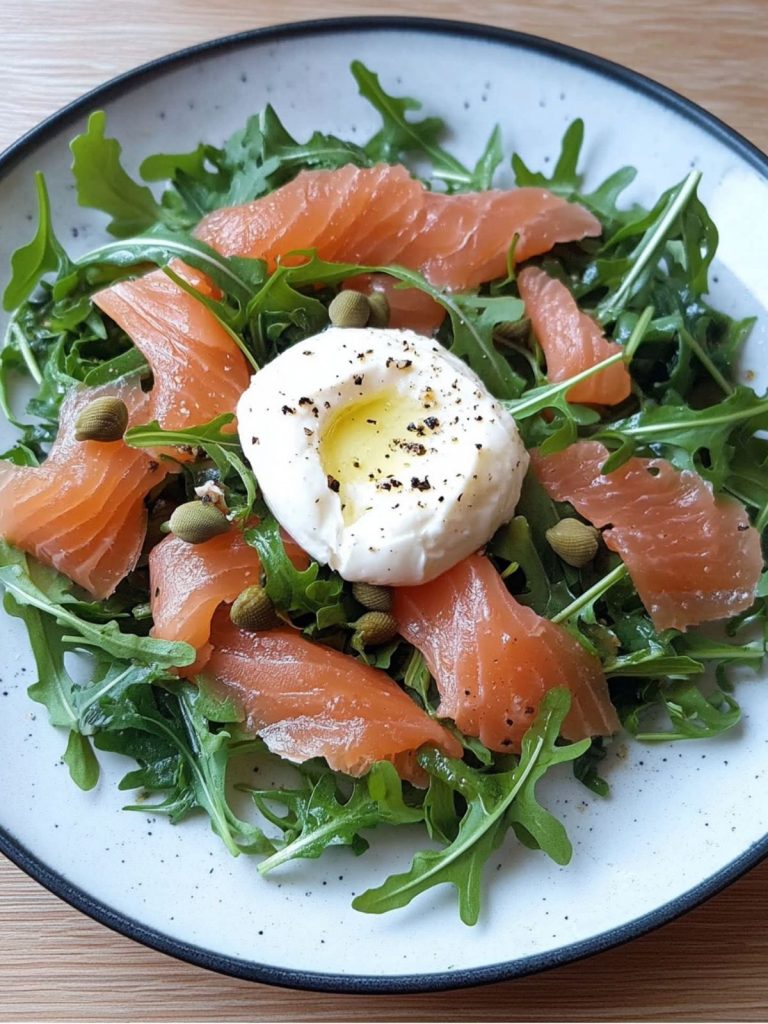 Ensalada De Salmón Y Rúcula Con Burrata (4)