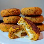 Hamburguesitas de Zanahoria Rellenas de Queso
