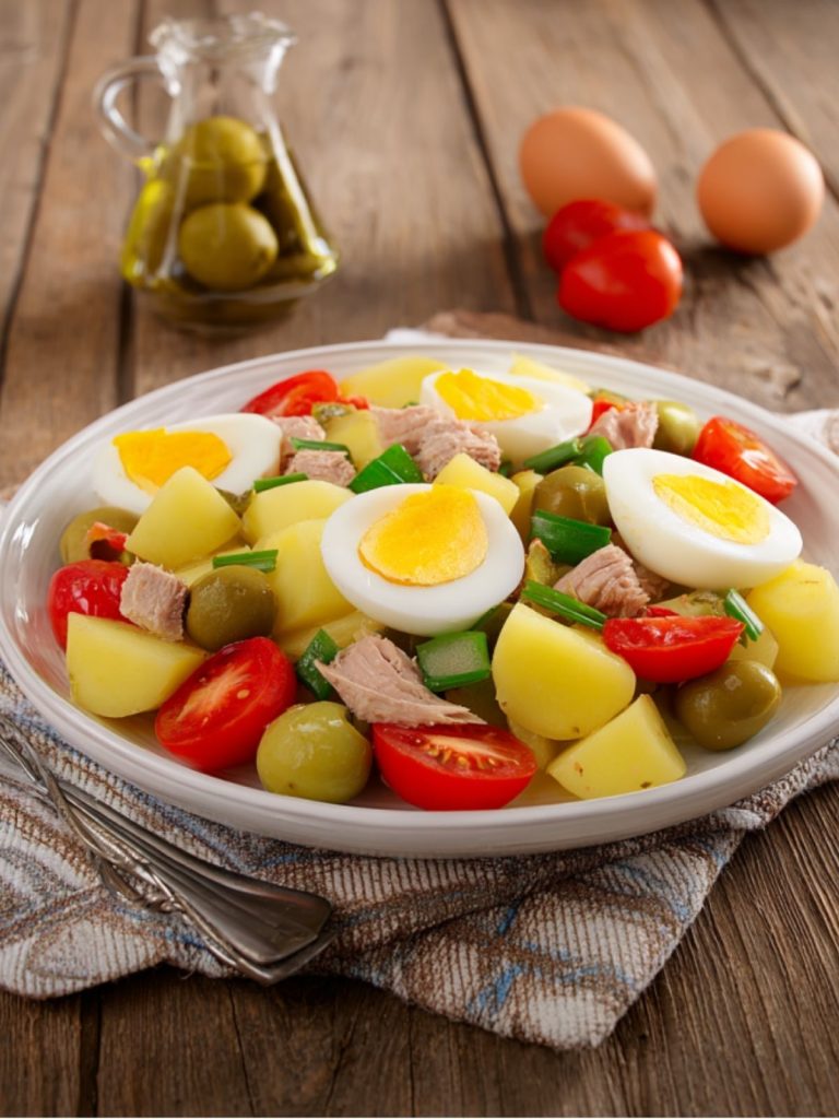 Ensalada Mediterránea de Patata y Atún (4)