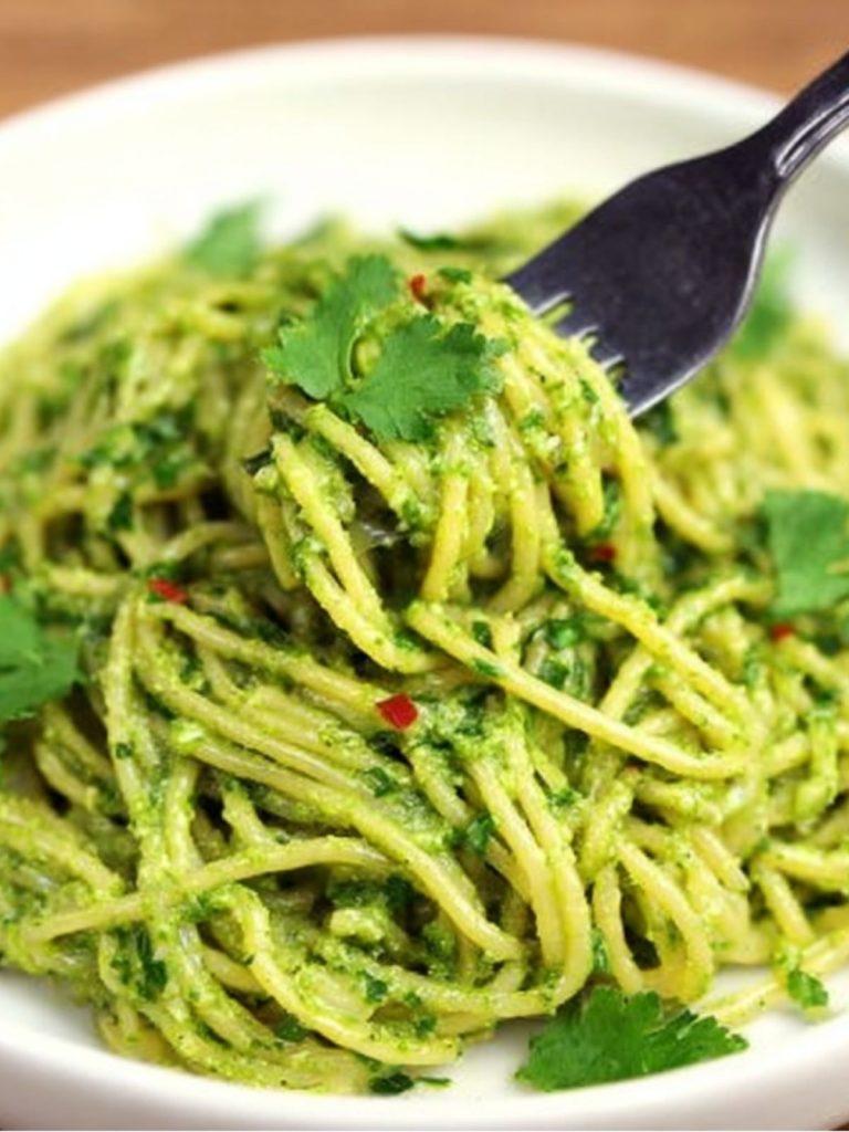 Espagueti con Salsa Cremosa de Chile Poblano (5)